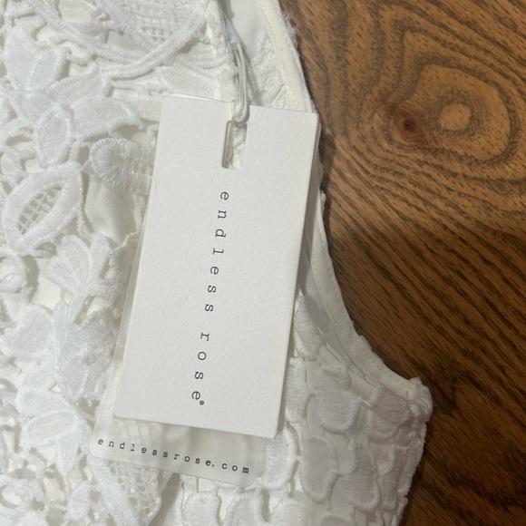Brand new white lace dress. size xs
endless rose - Picture 2 of 4